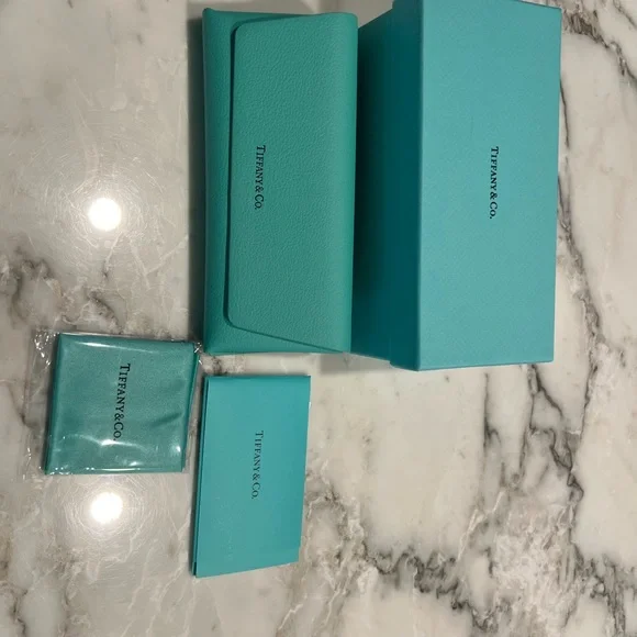 Tiffany & Co. Glasses case - Picture 1 of 1
